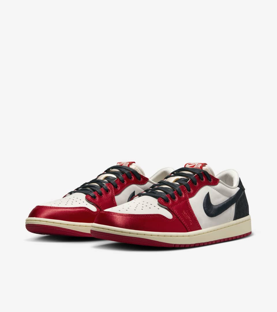 Sail red sale 1s