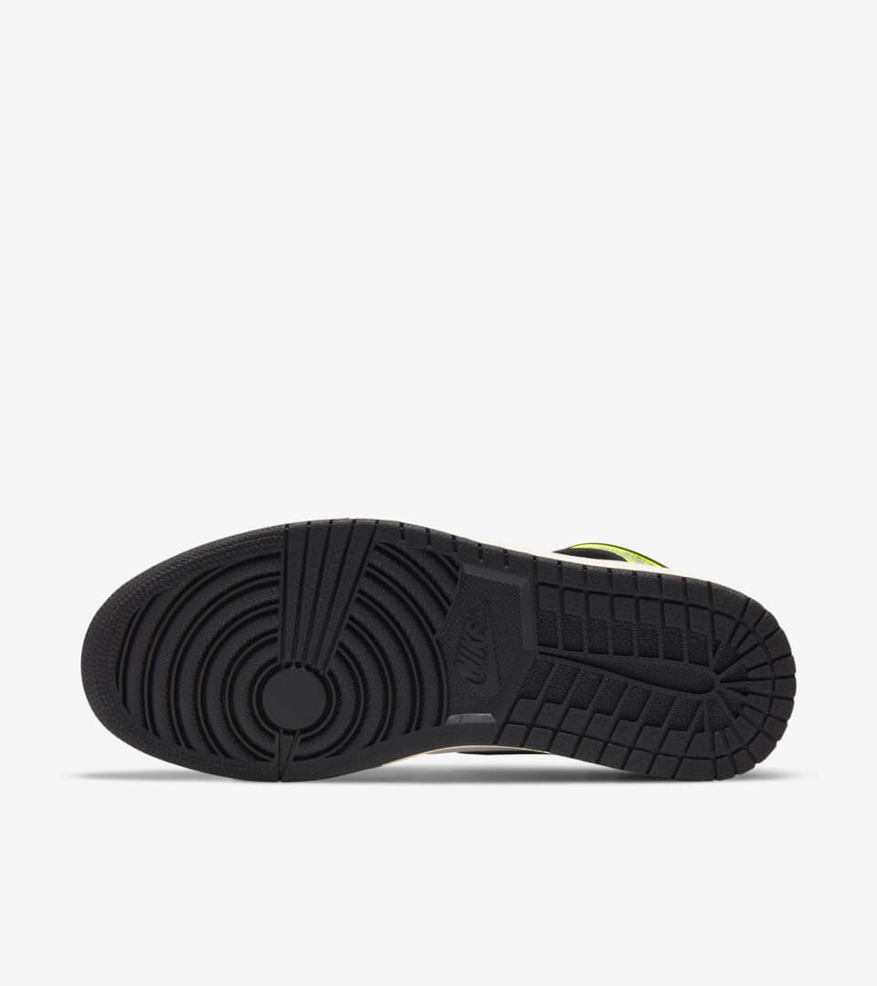 Date de sortie de la Air Jordan 1 « Or Volt ». Nike SNKRS FR
