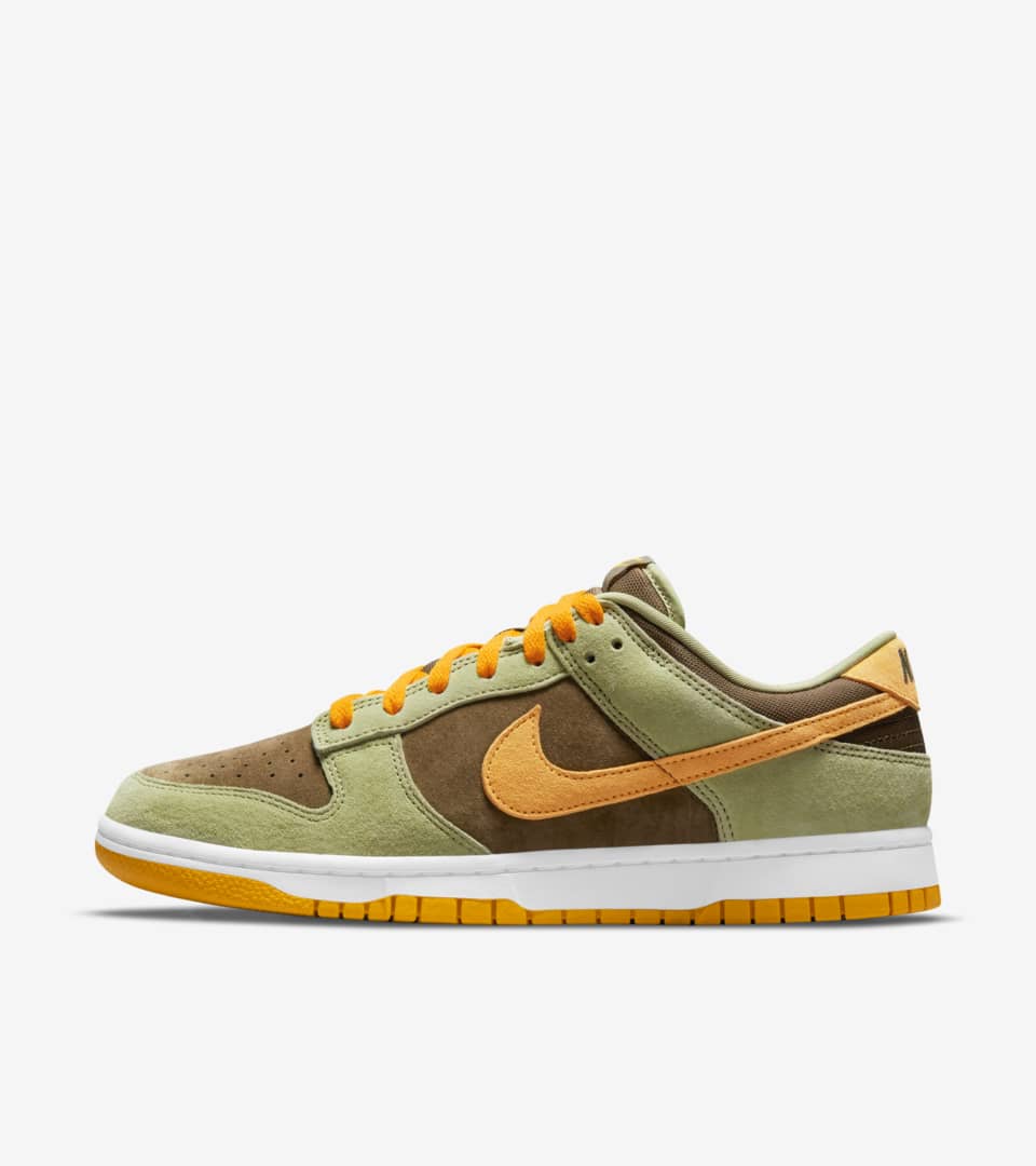 Dunk Low 'Dusty Release SNKRS ID