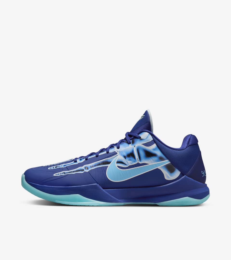 Fecha de lanzamiento de los Kobe 5 Protro Deep Royal Blue HJ4303 400 Nike SNKRS