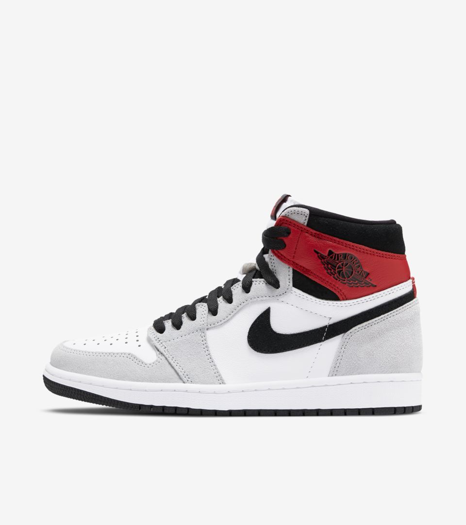 NIKE公式】エア ジョーダン 1 'Smoke Grey' (555088-126 / AJ 1). Nike ...