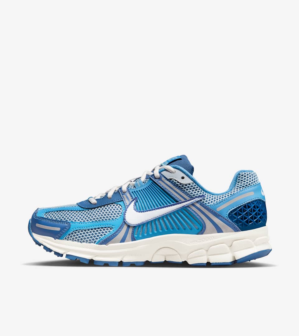 blue nike