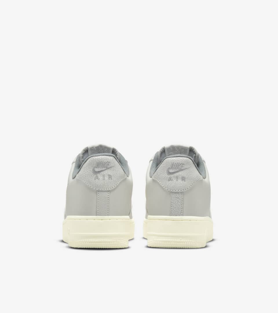 Air Force 1 'Light Bone and Coconut Milk' (DC8894-001) – Erscheinungsdatum.  Nike SNKRS DE