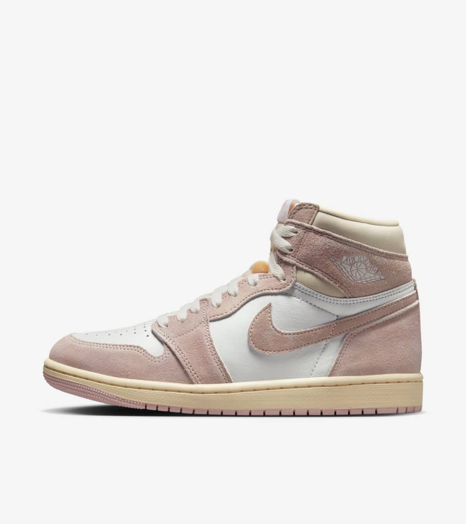 Jordan aj 1 store pink