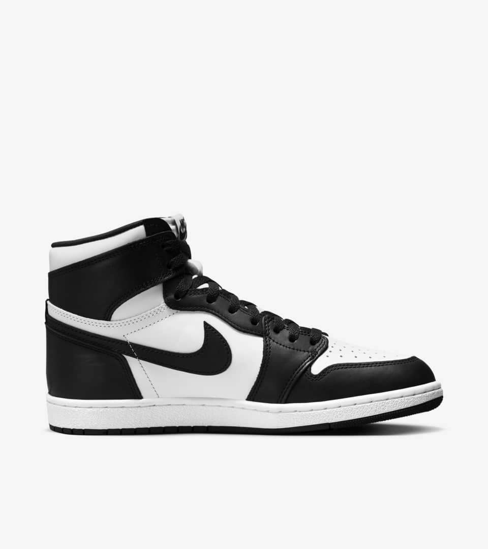 Air jordan retro high best sale og 1 black and white