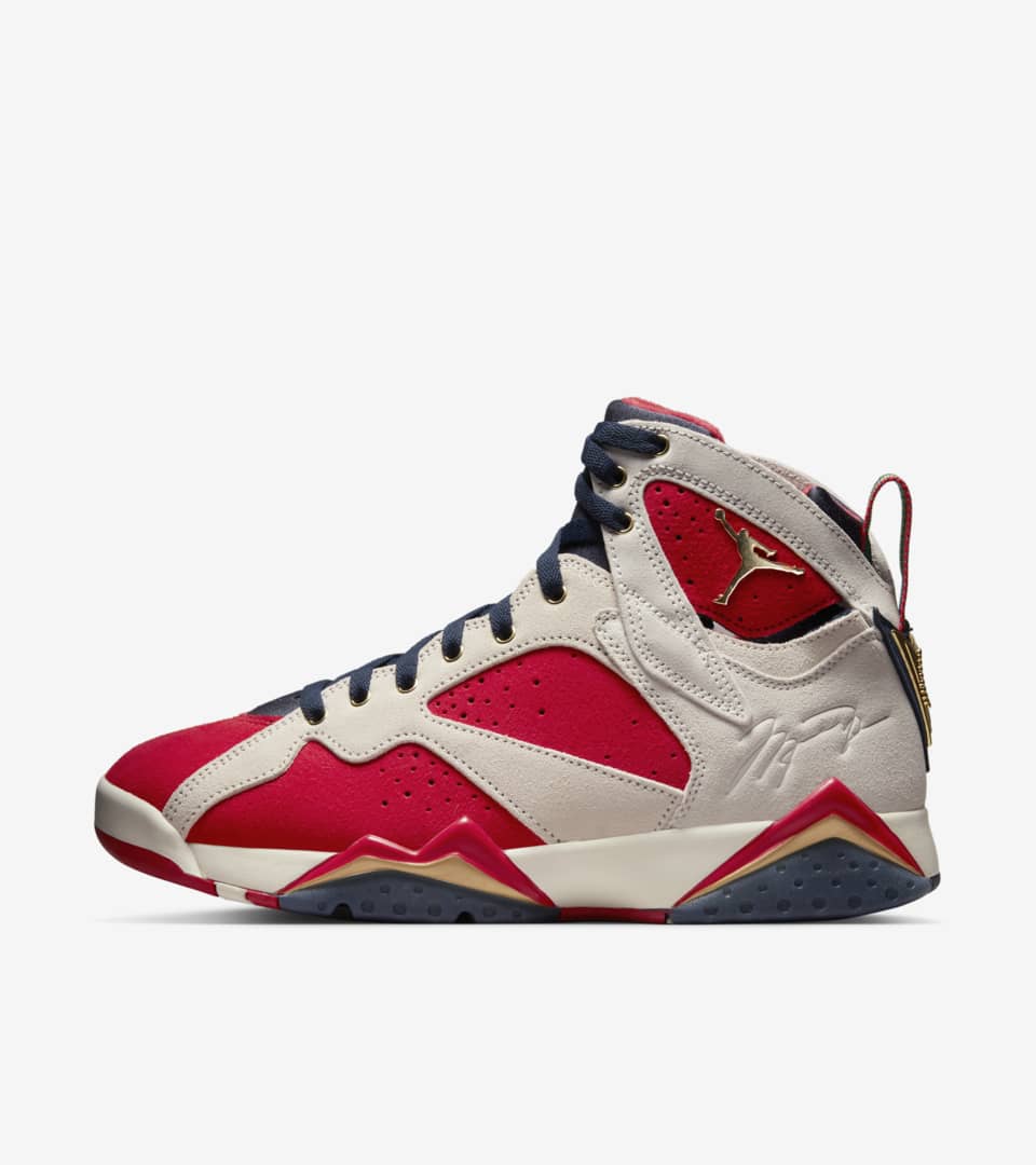 Air Jordan 7 x Trophy Room 'True Red and Obsidian' (DM1195-474) 發售日期 ...