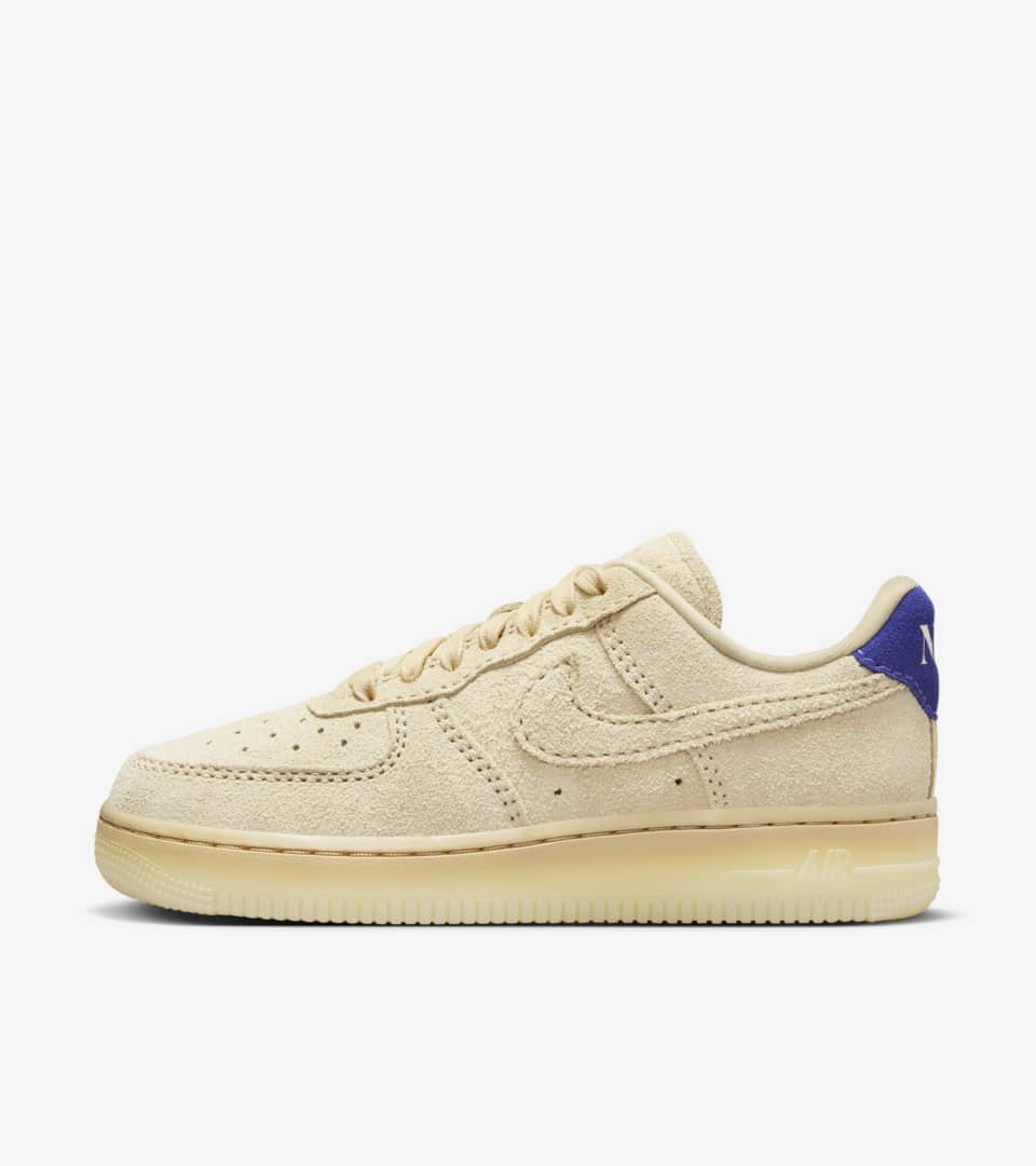 Women's Air Force 1 '07 Low 'Elemental Gold' (FN7202-224) Release Date .  Nike SNKRS LU