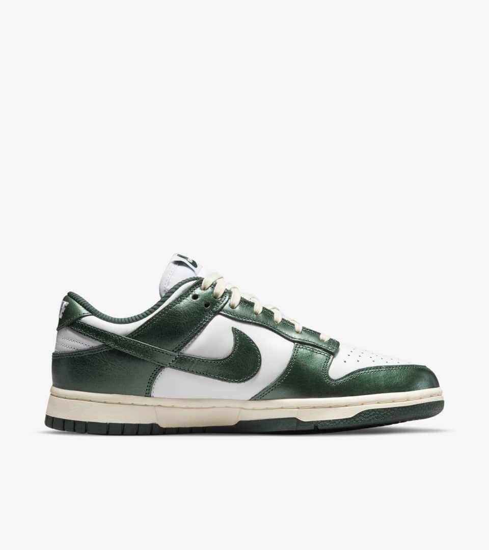 Women's Dunk Low 'Pro Green' (DQ8580-100) release date. Nike SNKRS GB