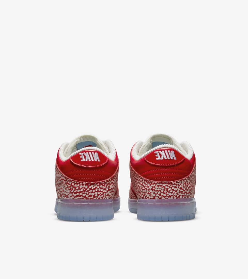 SB Dunk Low x Stingwater “Magic Mushroom” — дата релиза. Nike SNKRS RU