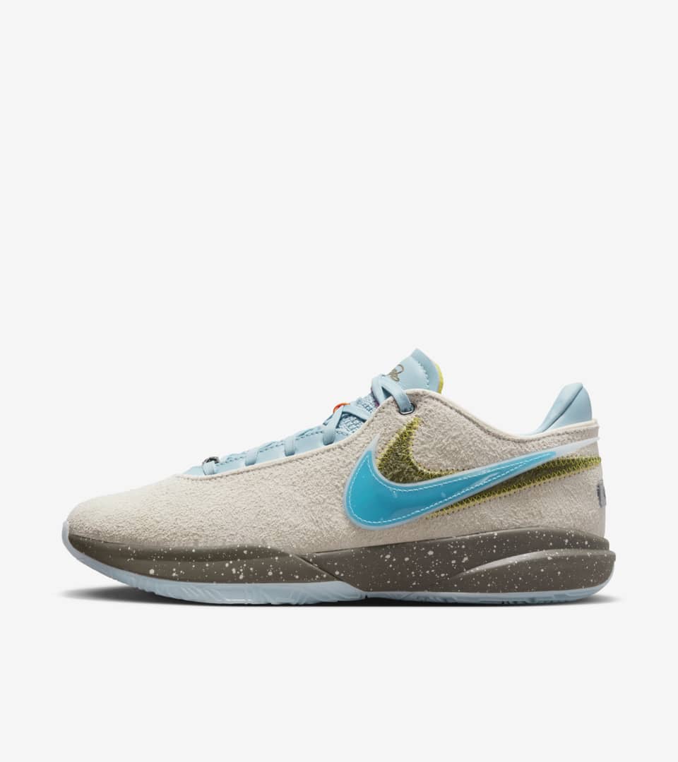 Nike SNKRS. Release & Launch