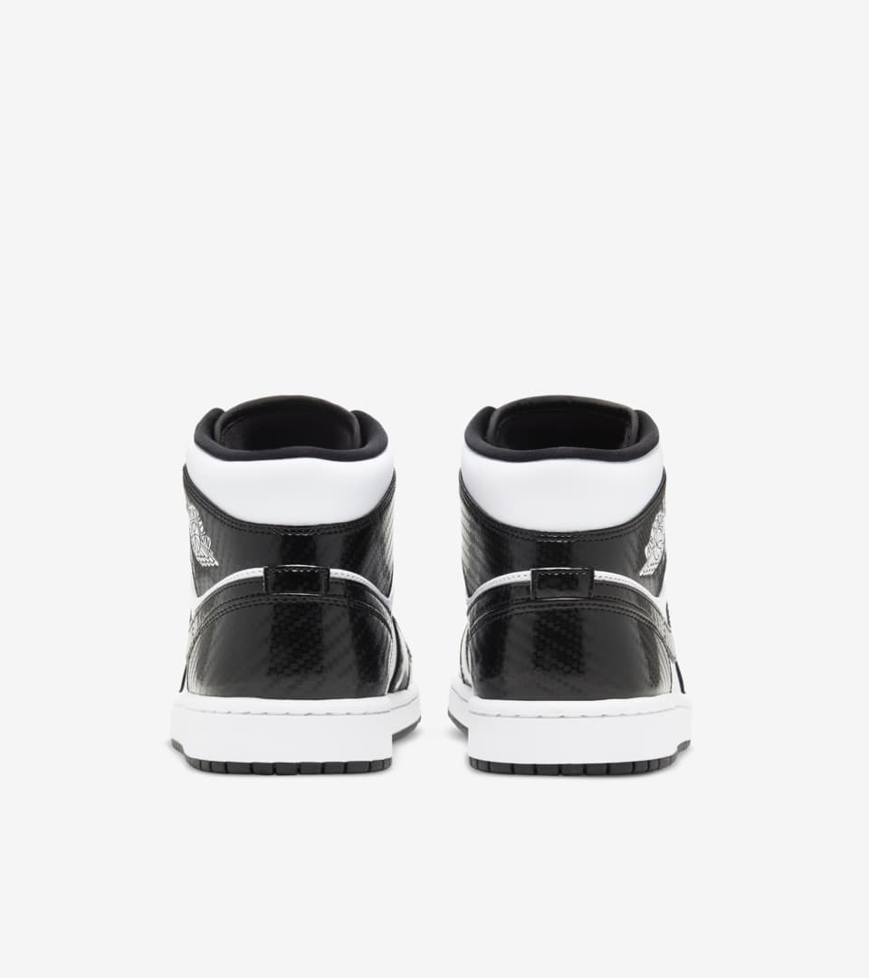 nike jordan 1 black and white