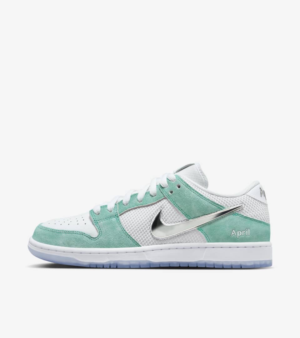 Dunk Low 'Nike x Off-White' Release Date. Nike SNKRS