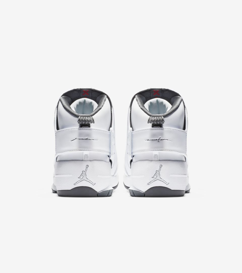 NIKE公式】エア ジョーダン 19 'Flint Grey and White and Chrome ...