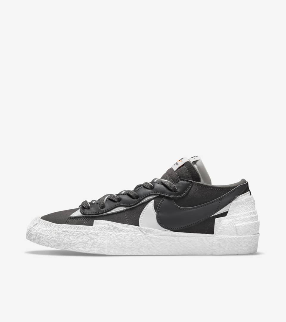 NIKE ブレーザー LOW x sacai 'Iron Grey'