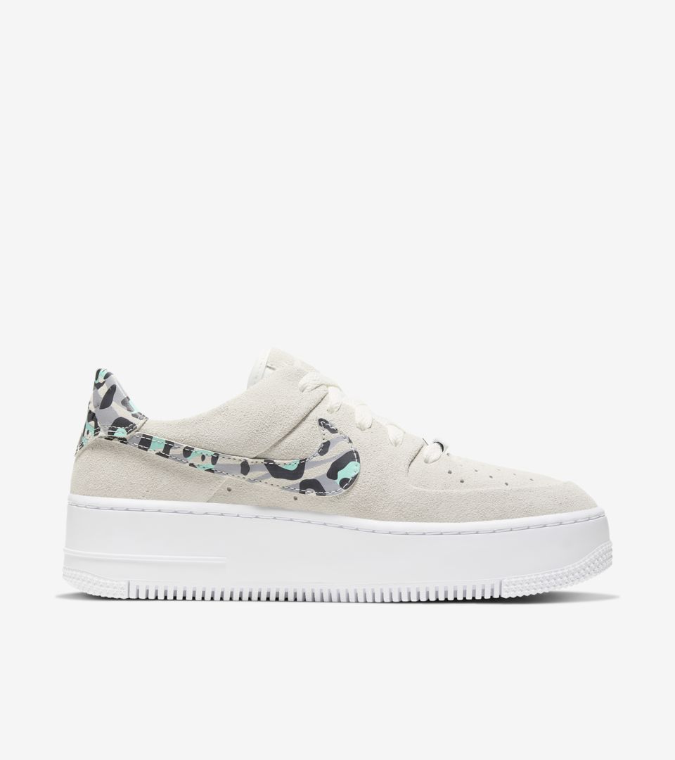 NIKE AIR FORCE 1 SAGE LOW RED/WHT 24.5cm