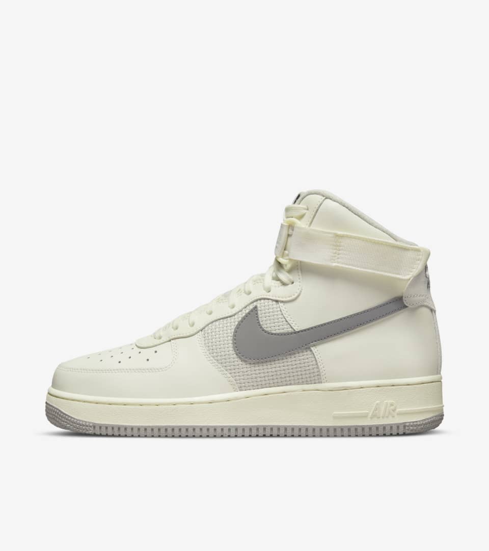 Air Force 1 High '07 Lv8 'Sail And Medium Grey' (Dm0209-100) Release Date.  Nike Snkrs Vn