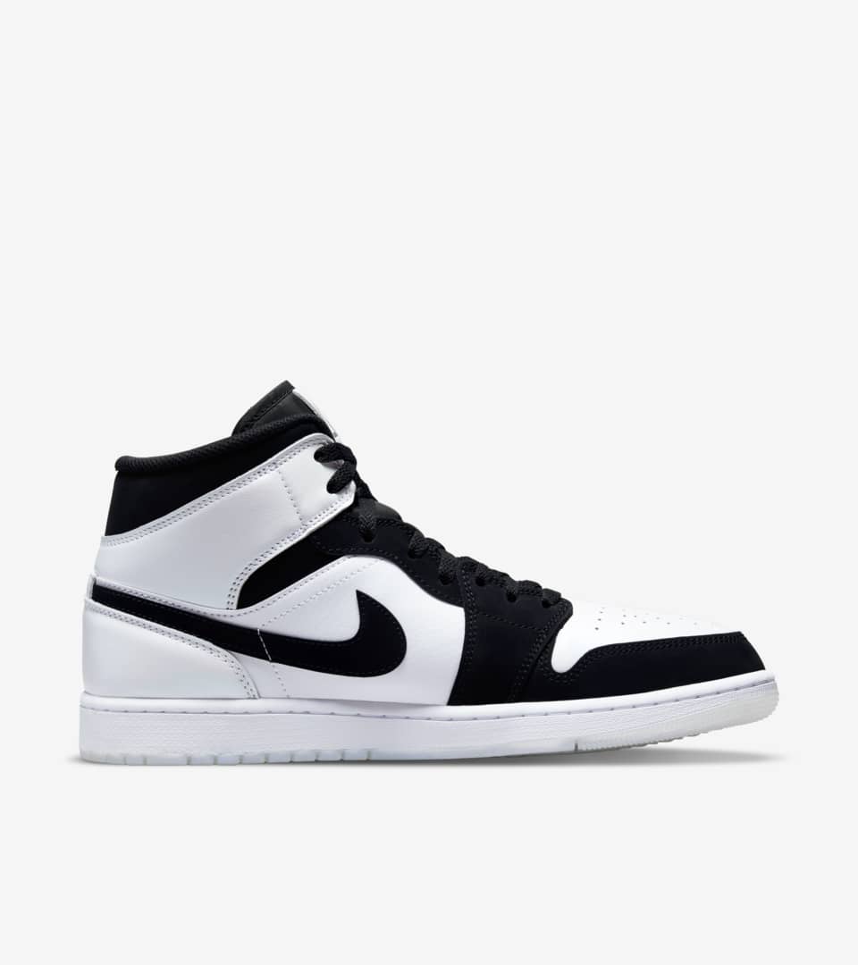 Air Jordan 1 Mid SE 'White and Black' (DH6933-100) Release Date 