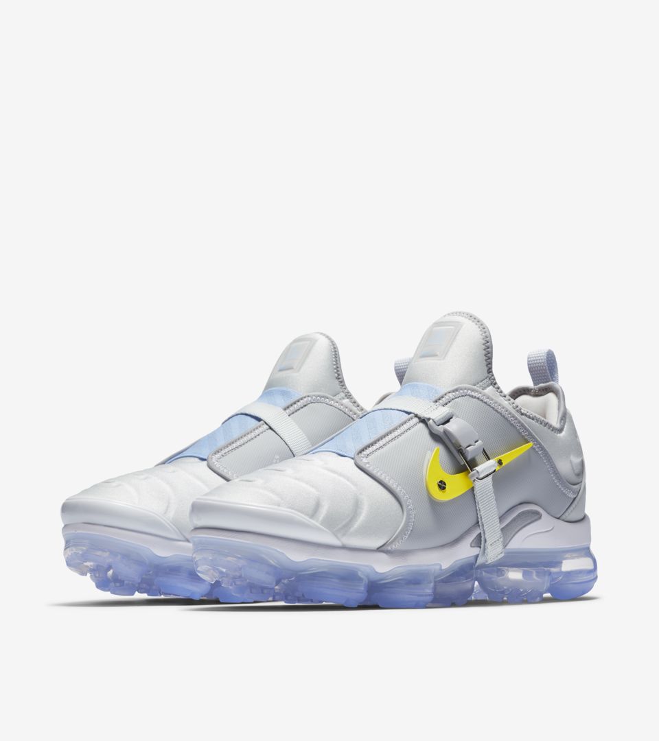 nike air vapour plus