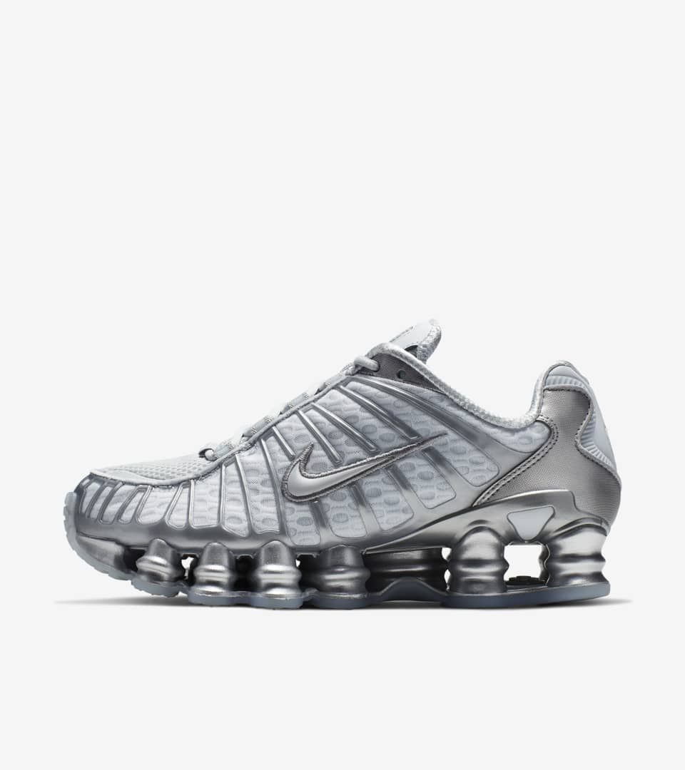 NIKE公式】レディース ショックス TL 'Pure Platinum and Metallic Silver' (AR3566-003 / W NIKE  SHOX TL). Nike SNKRS