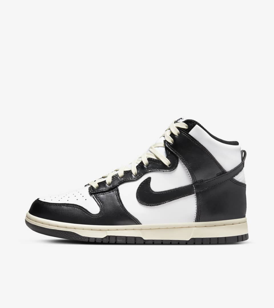 NIKE WMNS DUNK HIGH BLACK AND WHITE 28.5