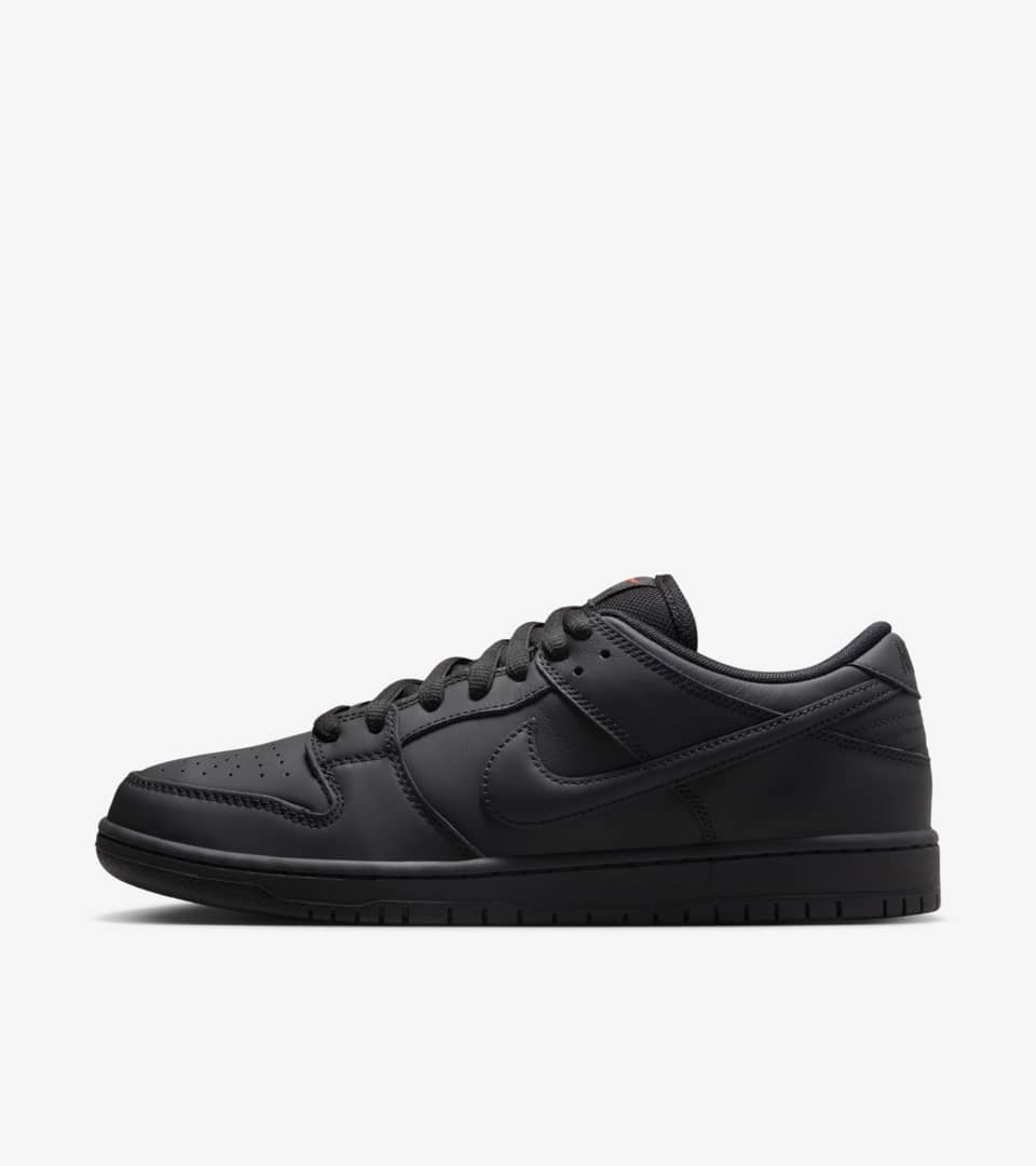 Fecha de lanzamiento de Nike SB Dunk Low Triple Black FJ1674 001 Nike SNKRS