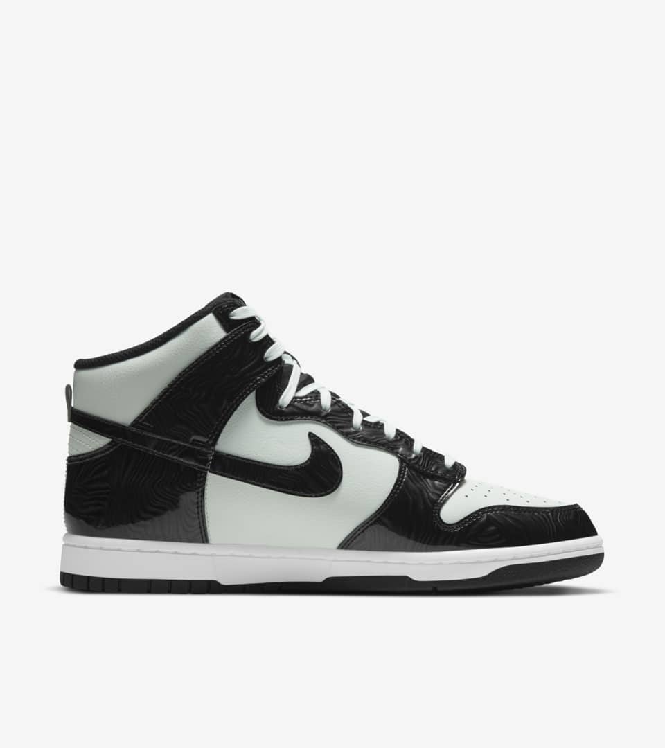 nike dunks black and green