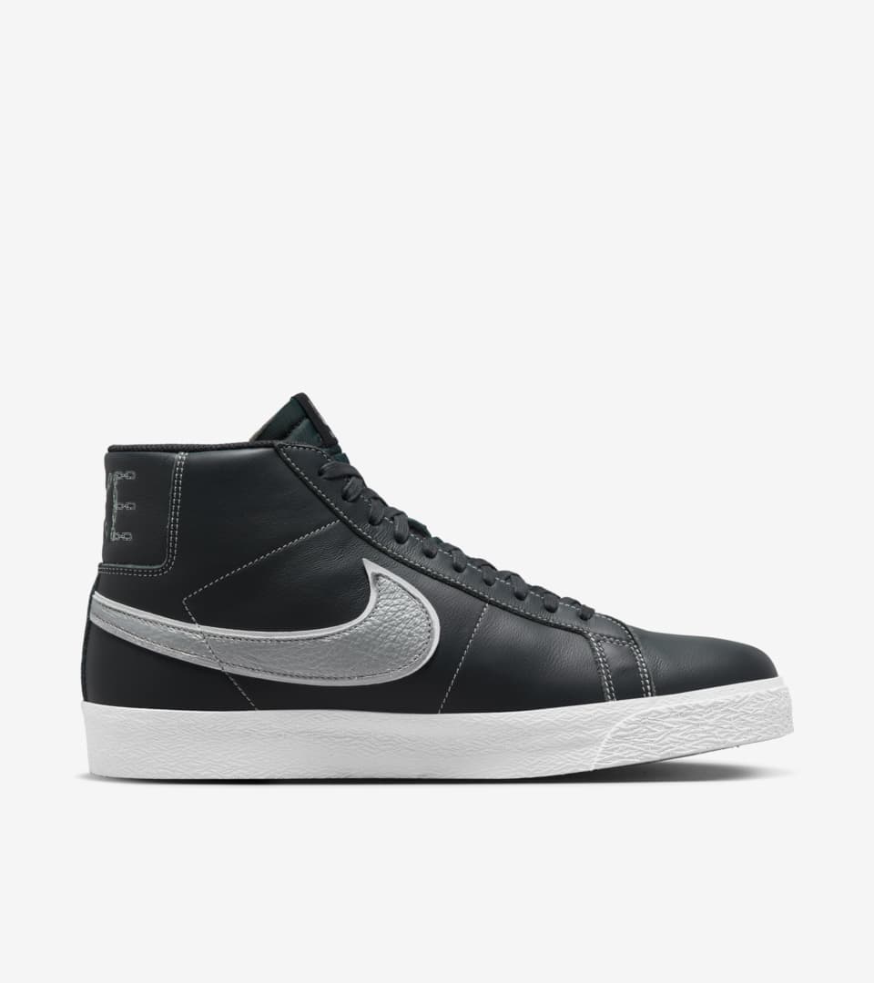 Mason Silva Nike SB Zoom Blazer Mid Dark Obsidian and Metallic