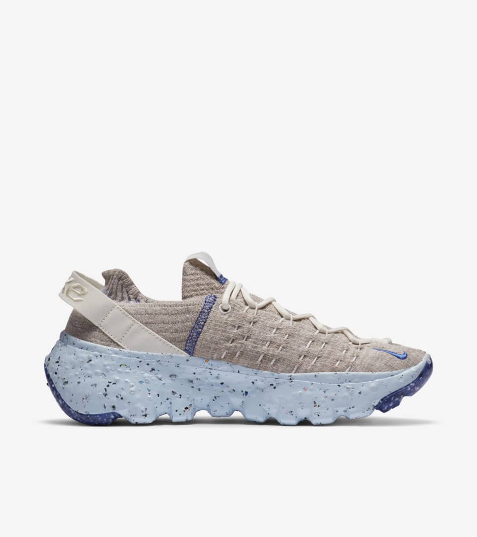 nike women's space hippie 04