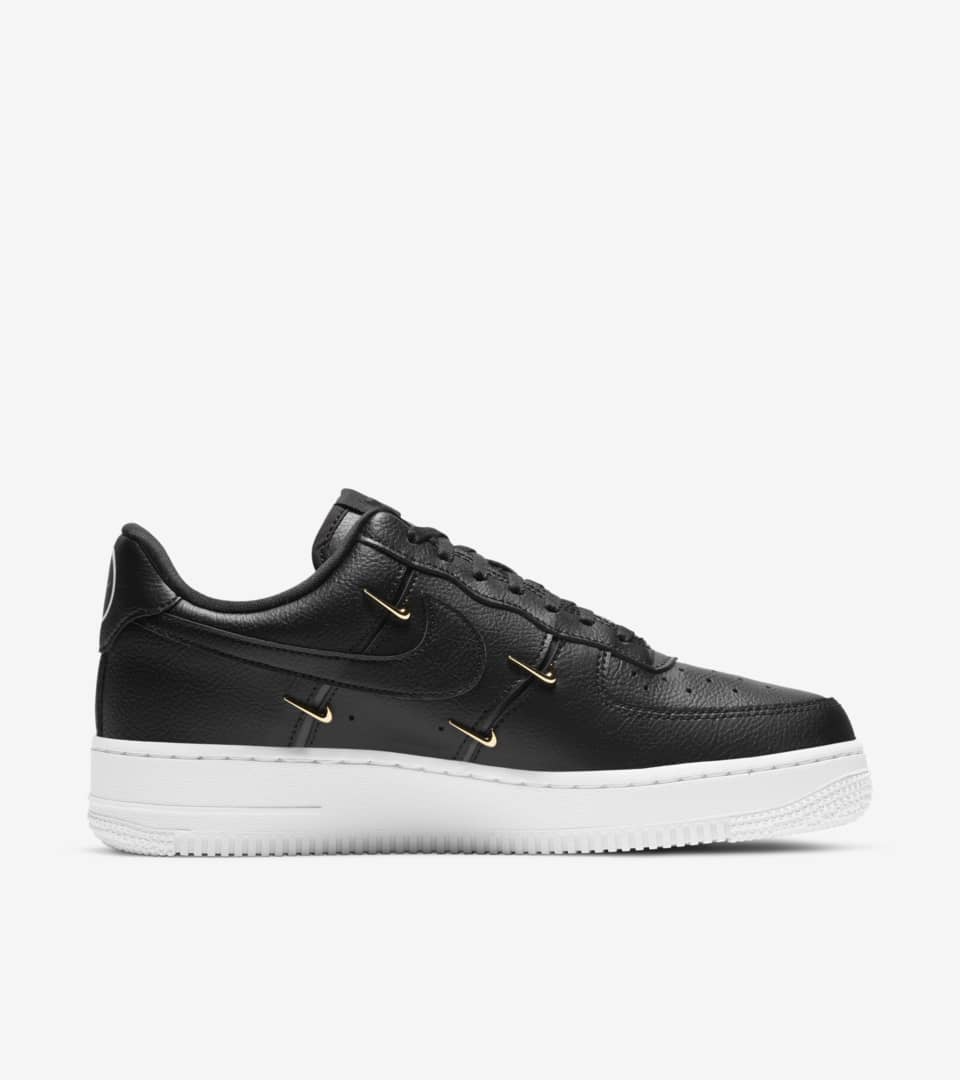 NIKE公式】レディース エア フォース 1 '07 LX 'Gold Luxe' (W AF 1 