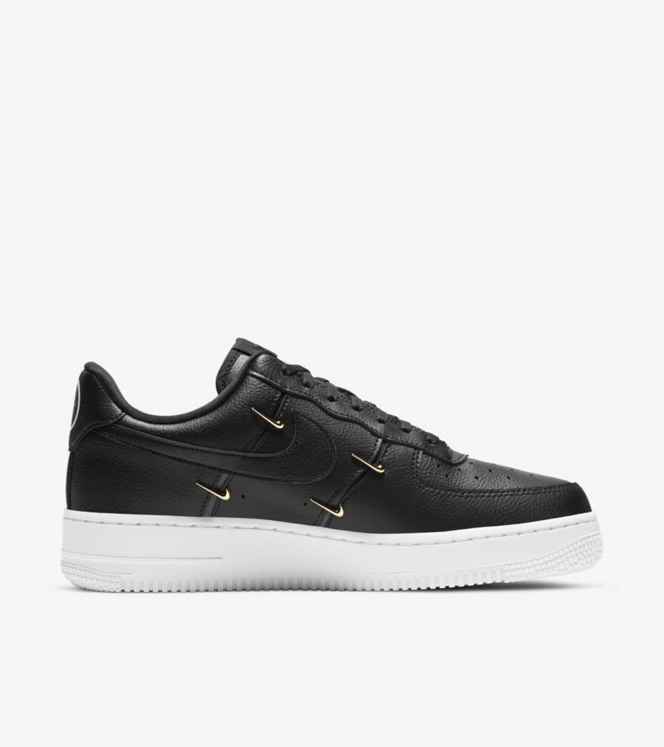 NIKE公式】レディース エア フォース 1 '07 LX 'Gold Luxe' (W AF 1