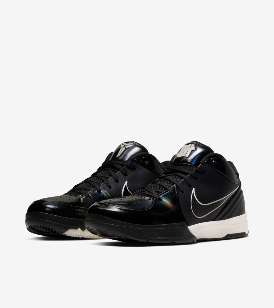 nike × undefeated コービー4 プロトロ　black manba