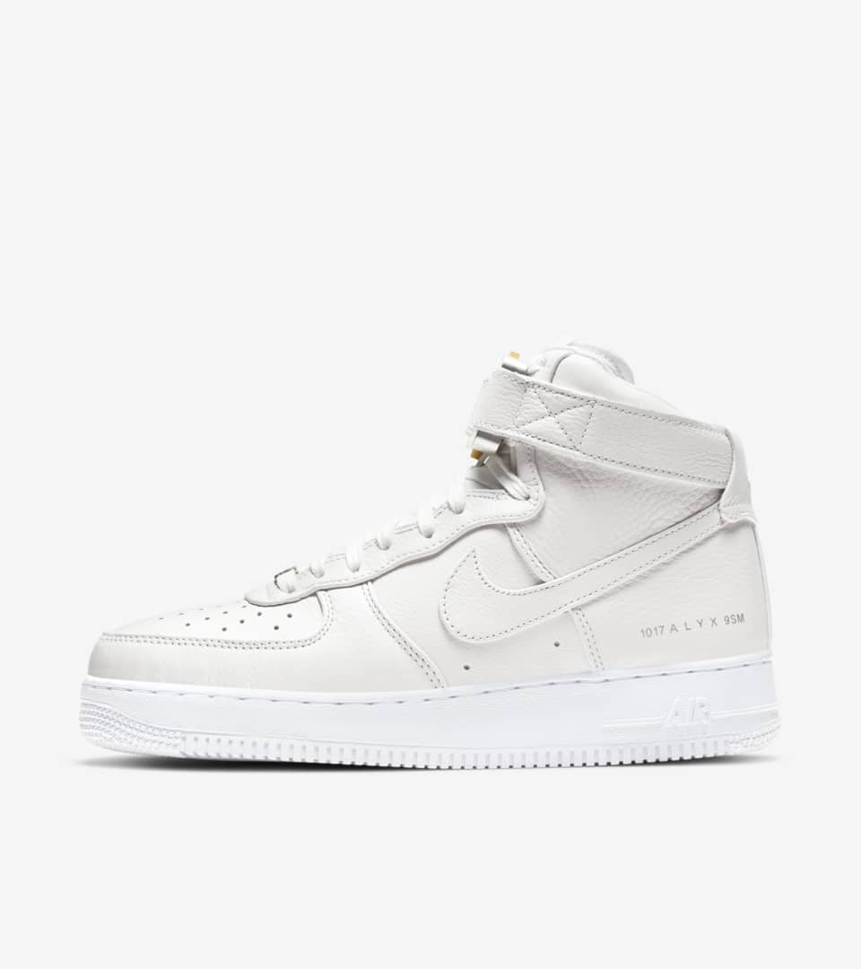 Nike air force 1 high sale triple white