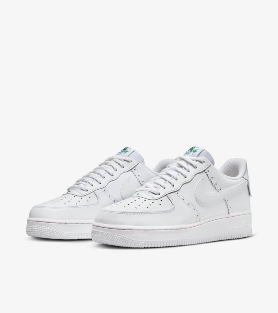 NIKE公式】エア フォース 1 '07 LV8 'White' (HF1937-100 / AF 1 '07 ...