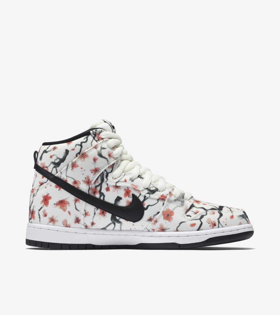 Nike dunk high pro sb store cherry blossom