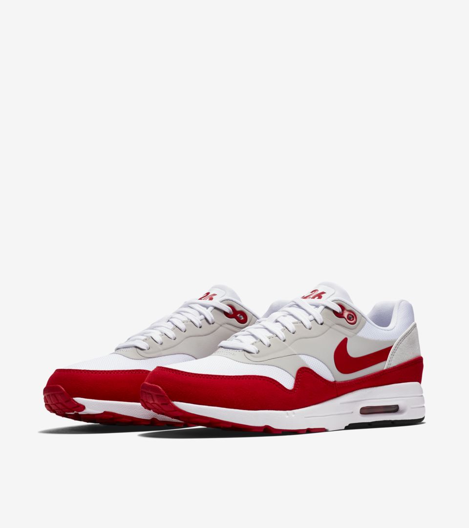 all red air max 1