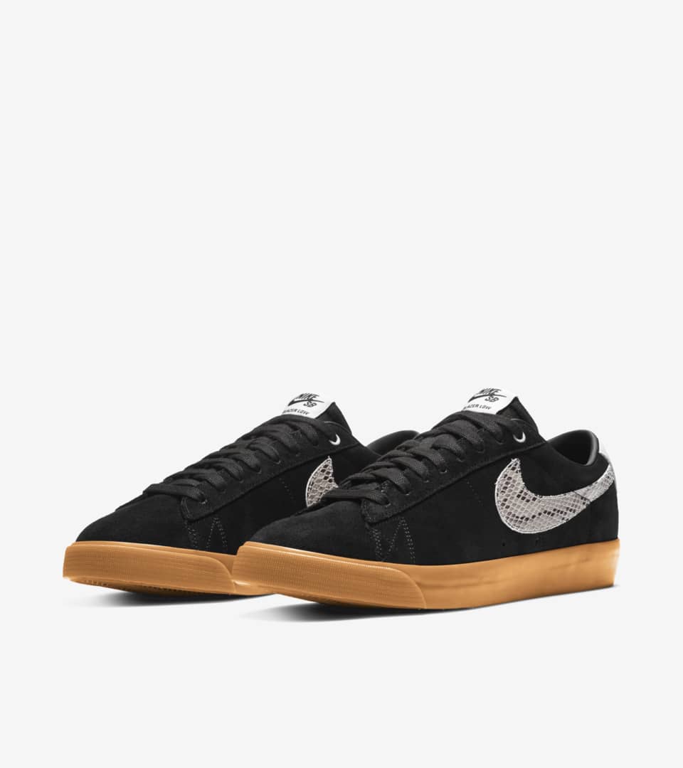 NIKE公式】SB ブレーザー LOW x ワコマリア 'Black' (WACKO MARIA BLAZER / DA7257-001). Nike  SNKRS JP