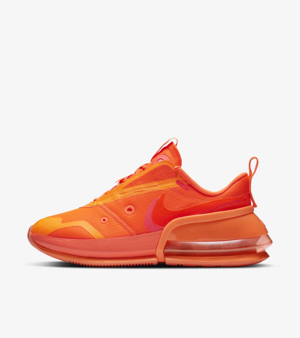 hyper crimson nike