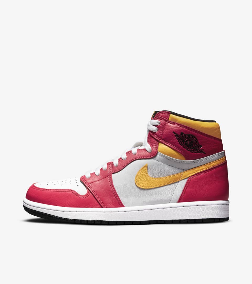 วันเปิดตัว Air Jordan 1 “Light Fusion Red”. Nike SNKRS TH