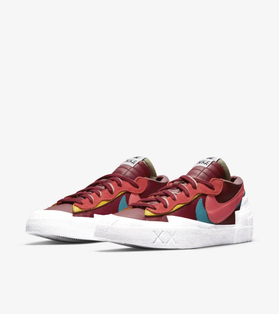 品番DM7901-600Nike sacai KAWS Blazer Low  Team Red