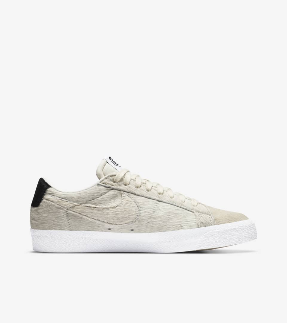 nike blazer low medicom toy