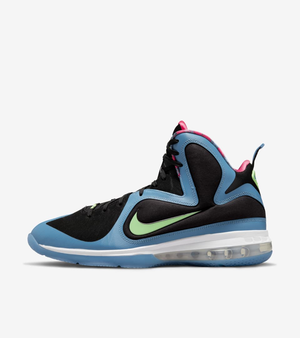 Fecha de lanzamiento del LeBron 9 South Coast DO5838 001 Nike SNKRS