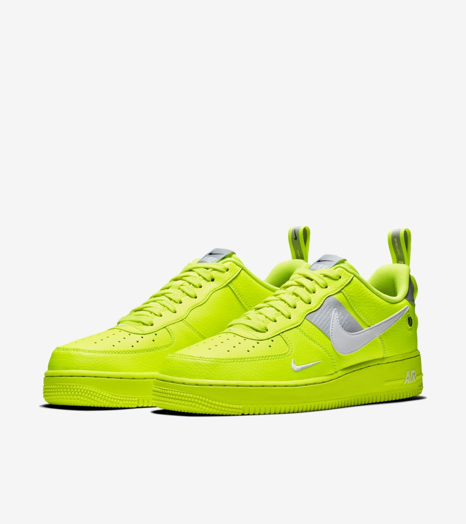Enlighten lay off further Nike Air Force 1 Lv8 Utility 'Volt & Wolf Grey & White' Release Date. Nike  SNKRS