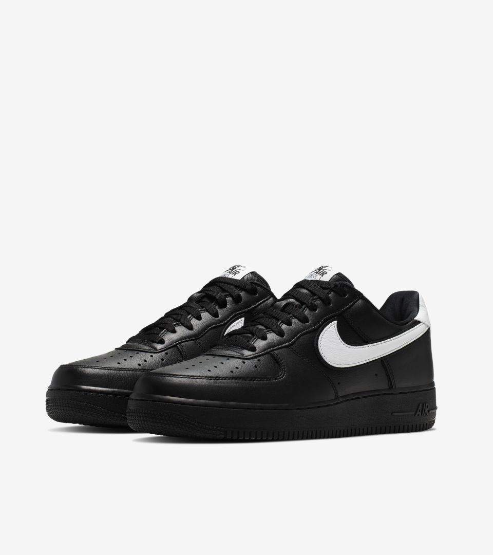 nike black and white shoes air force