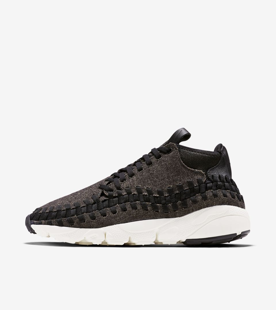 Nike Air Footscape Woven Chukka SE ‘Black & Ivory'. Release Date