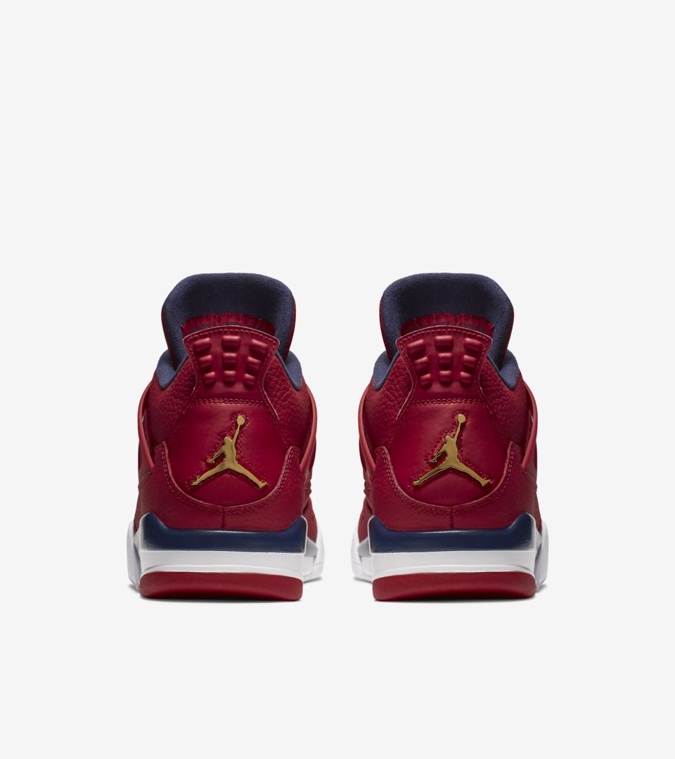 gym red jordan 4s