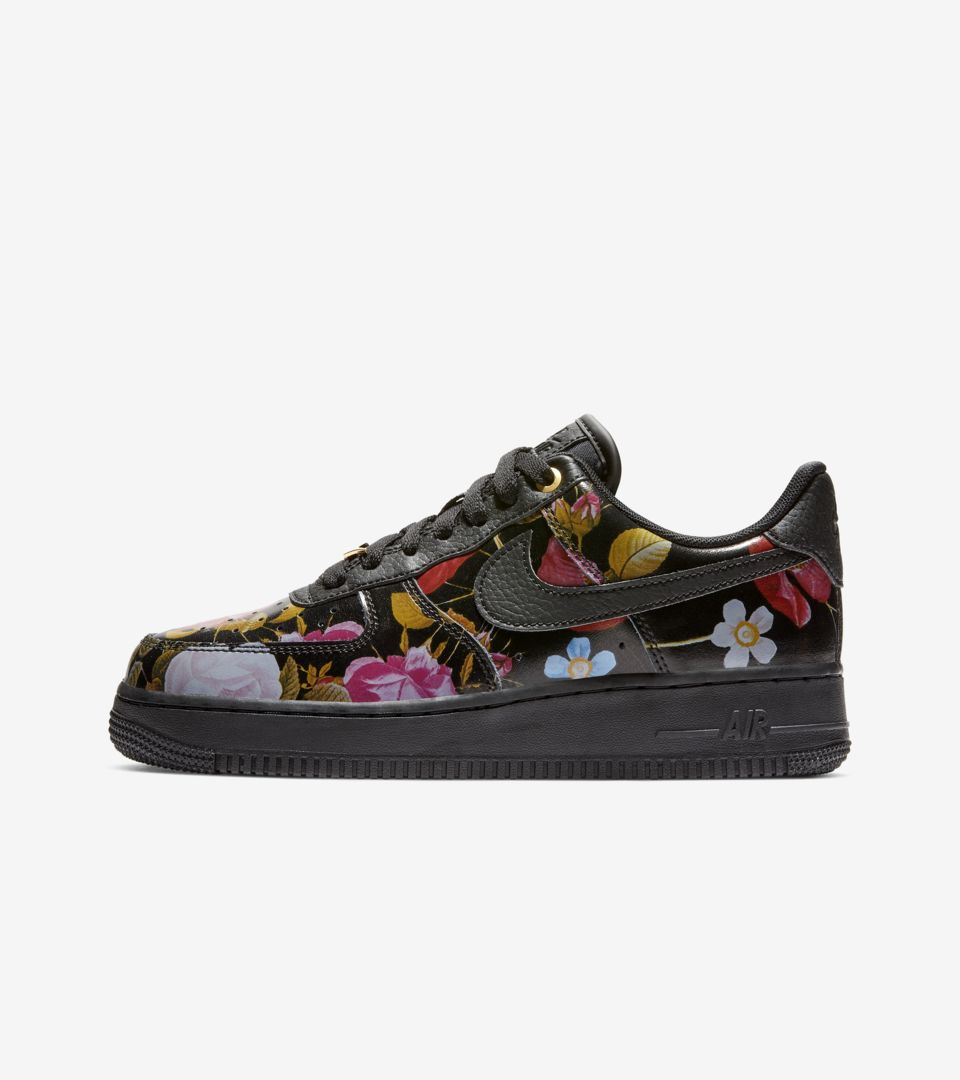 nike air force 1 yellow flower