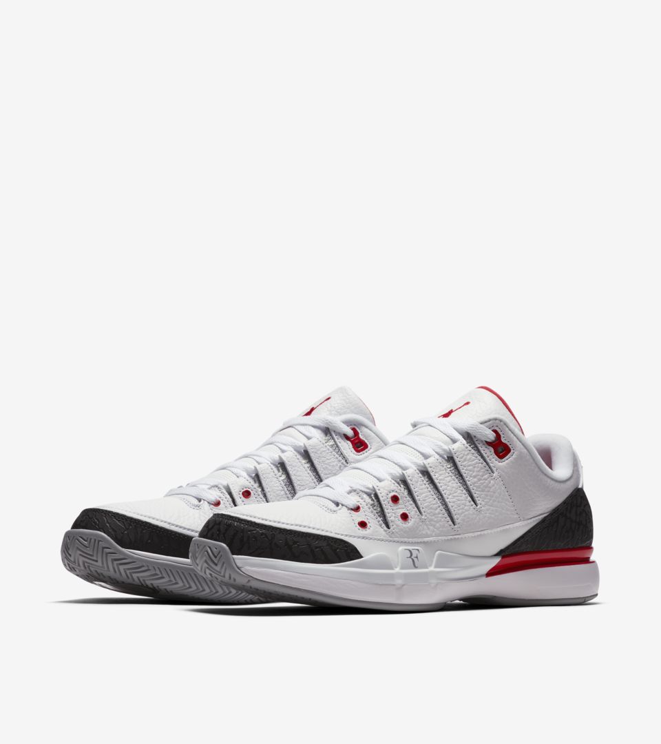 ナイキコート ズームヴェイパー RF x AJ3 'Fire Red'. Nike SNKRS JP