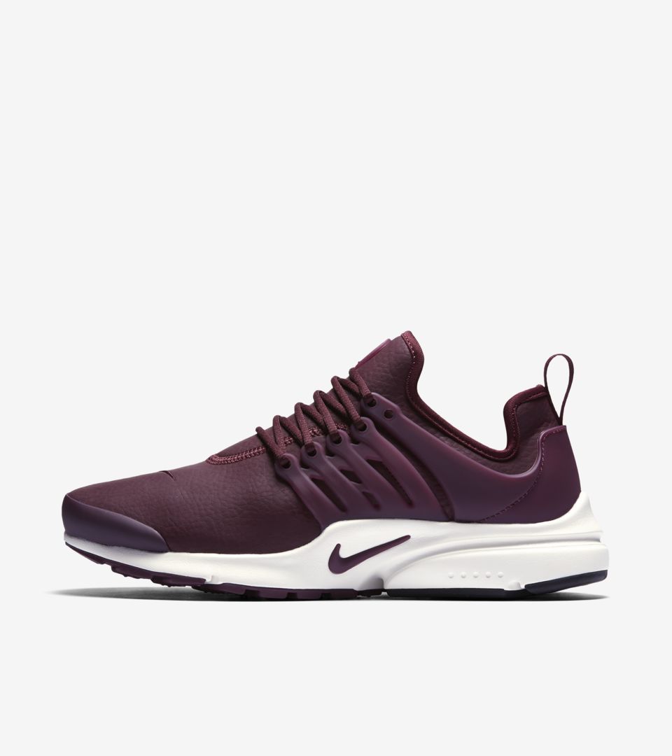 Nike Air Presto Premium Night Maroon fur Damen. Nike SNKRS