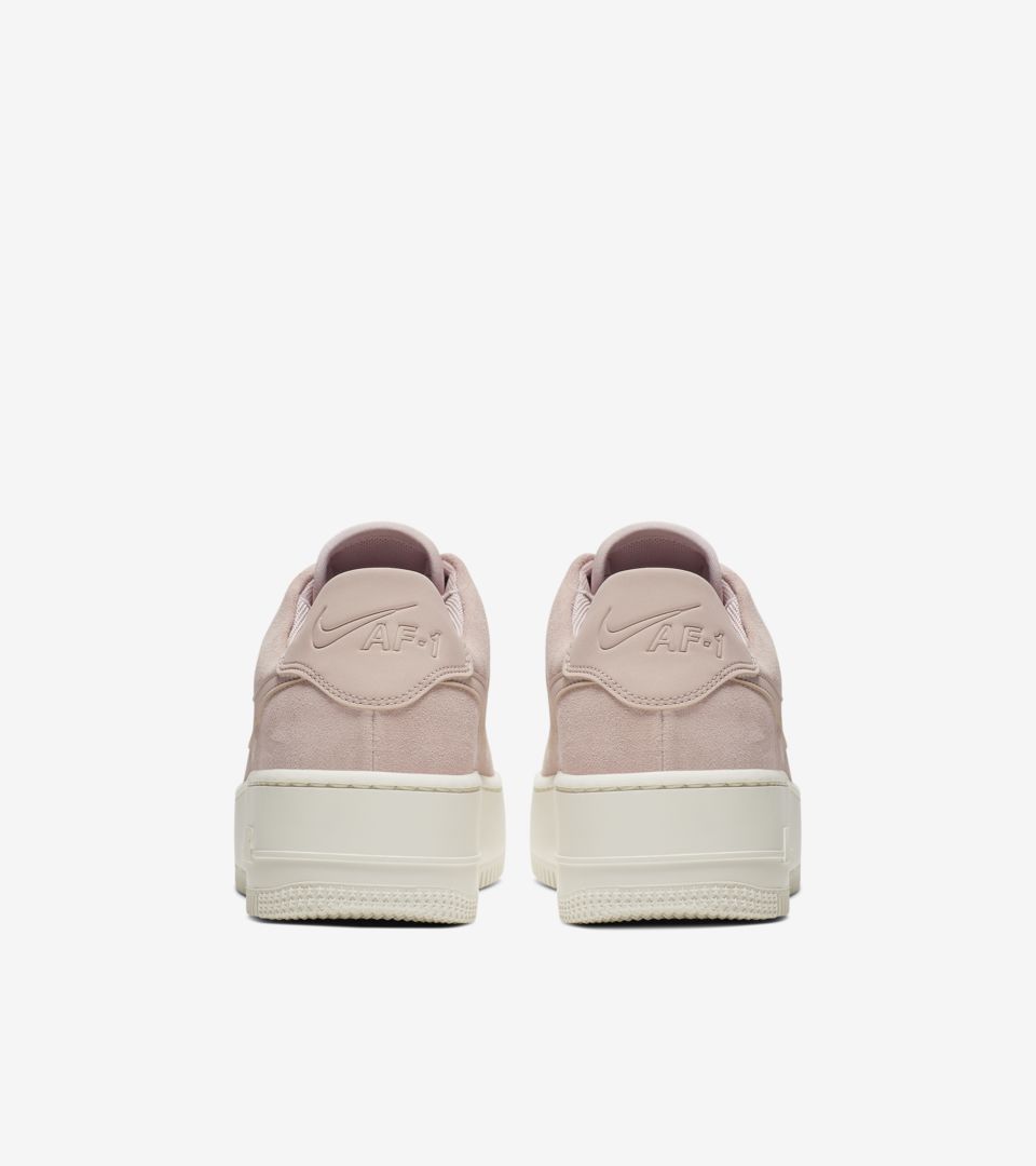 nike women's air force 1 sage low trainers particle beige