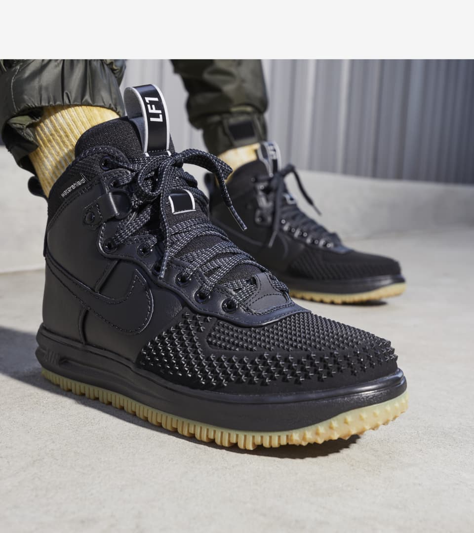 nike lunar duck boots black